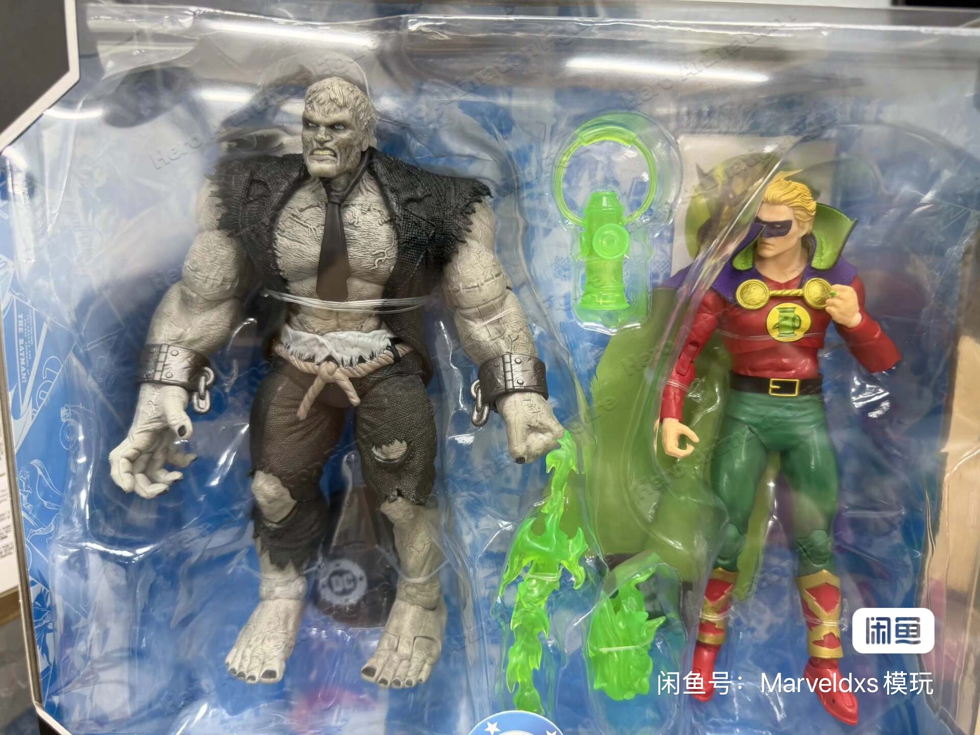 Auf Lager Mcfarlane Toys DC Mu – Model Kit Vs Action Figure Bewertung und Preis