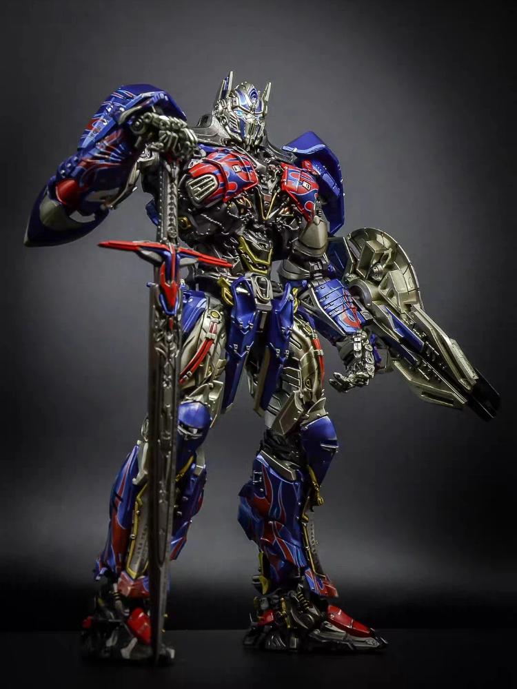 YOLOPARK Knight Optimus Prime  – Model Kit Yolopark Bewertung und Preis