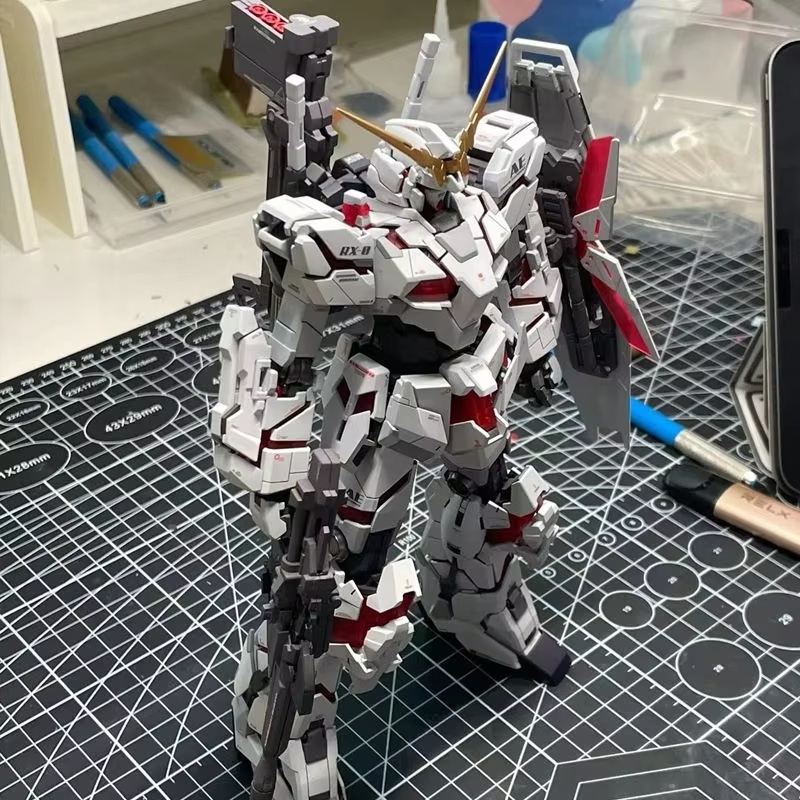 Auf Lager Hg 1/144 Rx-0 Unicor – Model Kit Galahad Bewertung und Preis